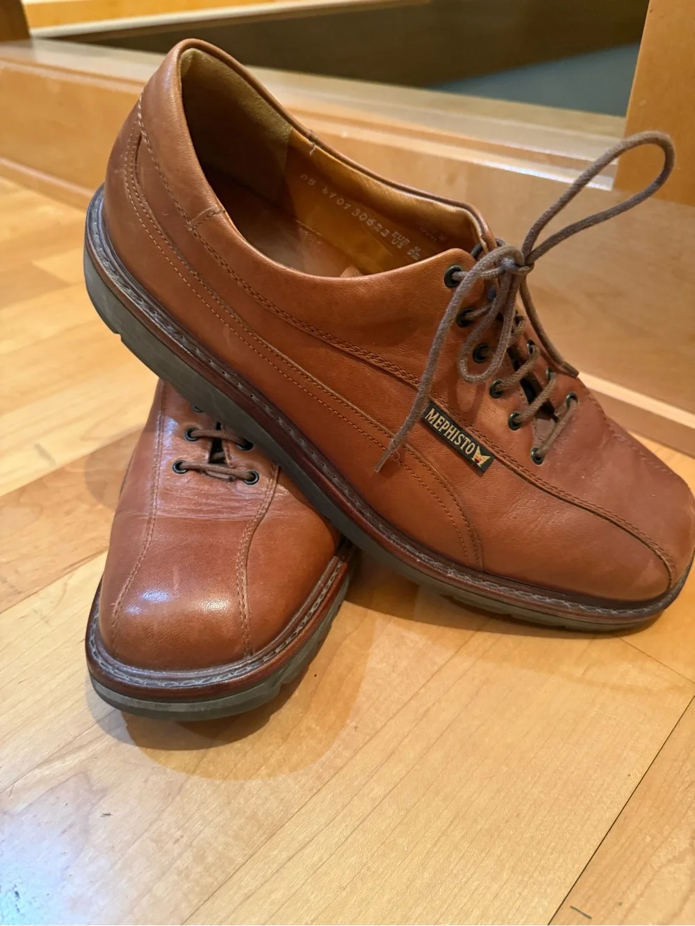 Mephisto Men's Tan-Brown Leather Lace-Up Oxfords